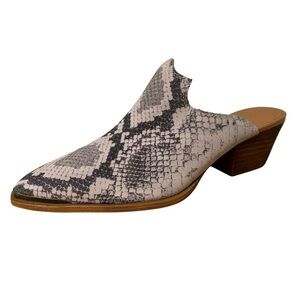 NWT Dingo Knockout Natural Gray Snake Print Suede Leather Slip On Mules Size 9